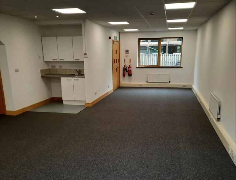 4 Wey Court, Mary Road, Guildford, GU1 4QU