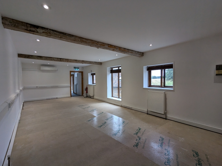 Lydling Barns 2, Shackleford, Godalming, Surrey GU8 6AP