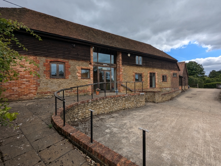 Lydling Barns 2, Shackleford, Godalming, Surrey GU8 6AP