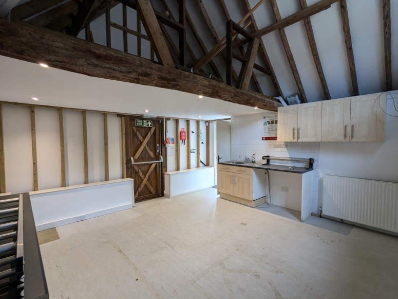 Lydling Barns 2, Shackleford, Godalming, Surrey GU8 6AP