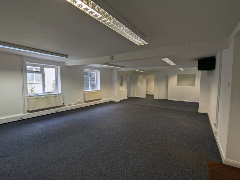 Unit 6, Loseley Park, Guildford, GU3 1HS