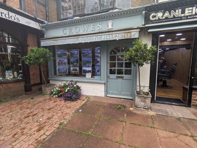 1 Kent House, 81 High Street, Cranleigh, GU6 8AU