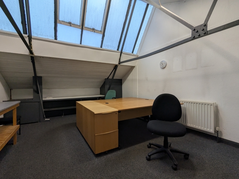 Unit 1a, 1, 2 & 3, Kings Road, Addlestone, KT15 3BG