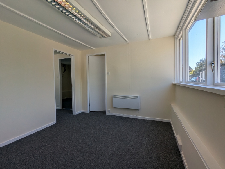 Unit 3 Loseley Park, Guildford Surrey, GU3 1HS