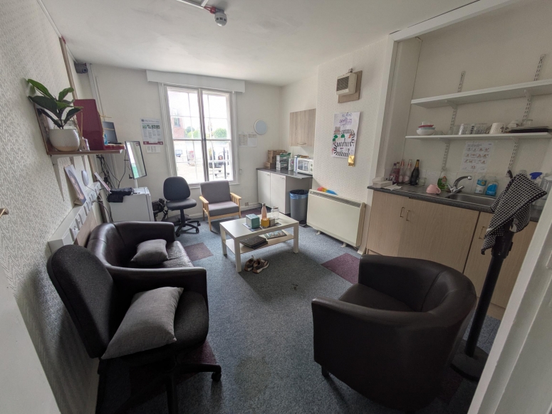 37 High Street, Guildford, GU1 3DY