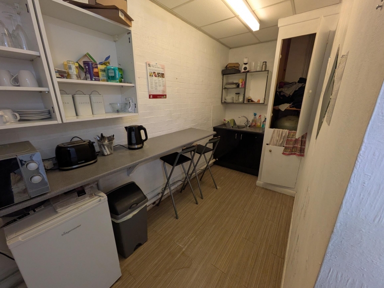 8 Lower Mead, Hillbrow Road, Liss, GU33 7RL