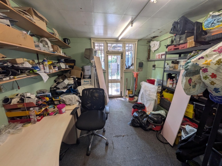 35 & 35a, Madrid Road, Guildford, GU2 7NU