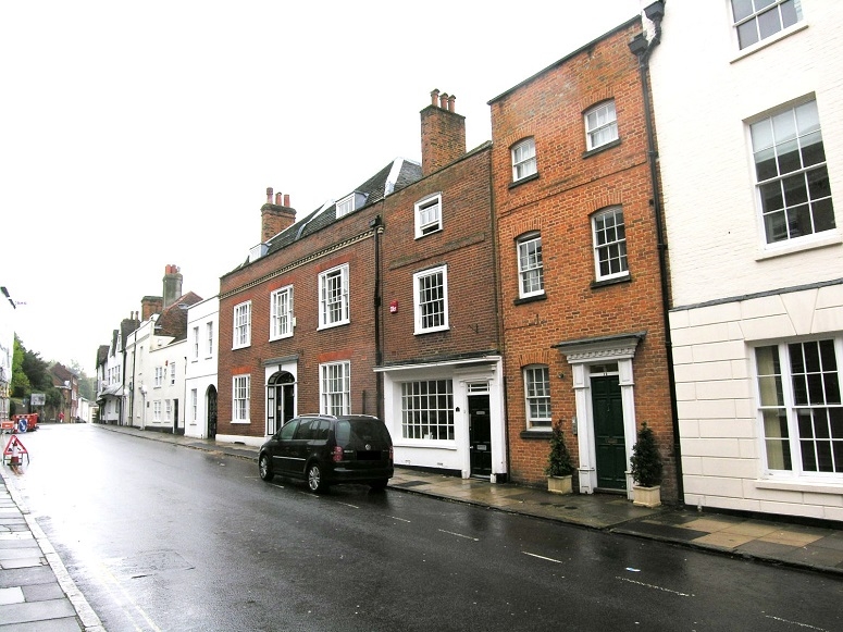First Floor St Edmunds House, 13 Quarry Street,  Guildford, Surrey, GU1 3UY