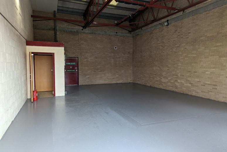Unit 9 Boundary Business Centre, Woking, Surrey GU21 5DH
