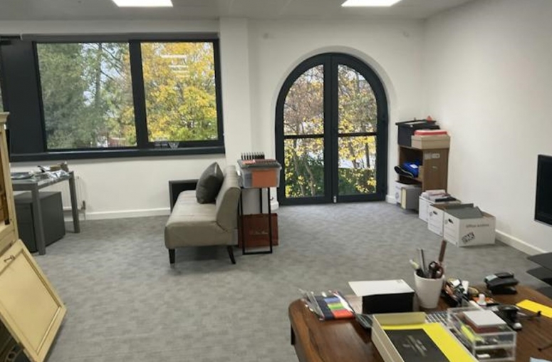 First Floor, Unit 7 Godalming Business Centre, Godalming GU7 1XW