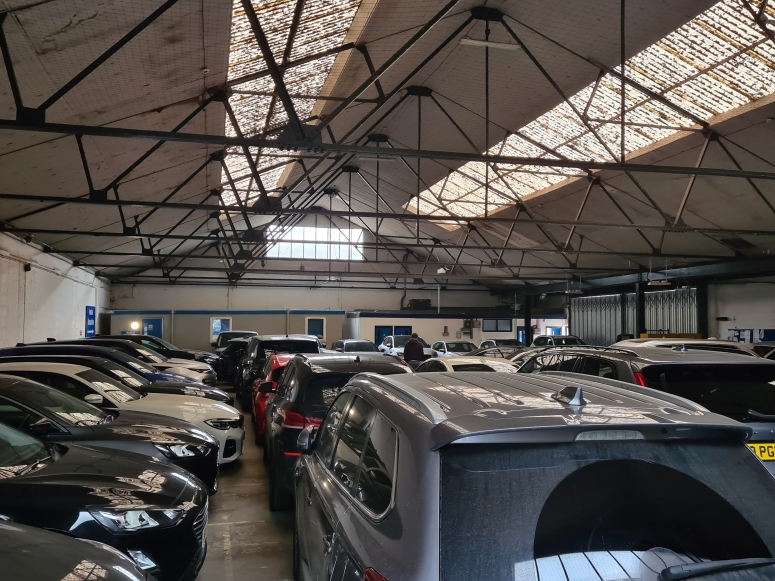 Unit 3, Riverway Industrial Estate, Peasmarsh, Guildford, Surrey, GU3 1LZ