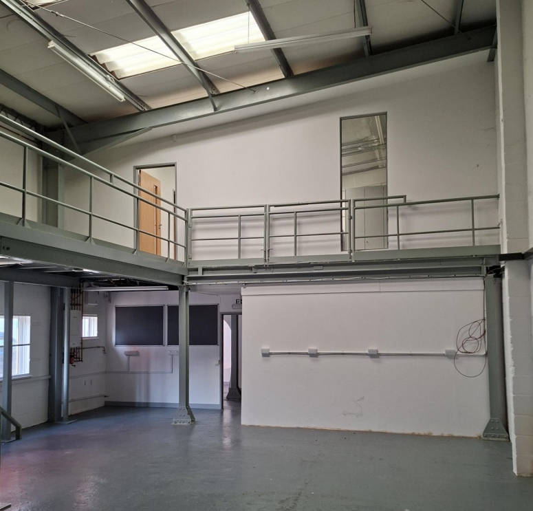 Unit J, Manawey Industrial Estate, Holder Road, Aldershot, GU12 4RH