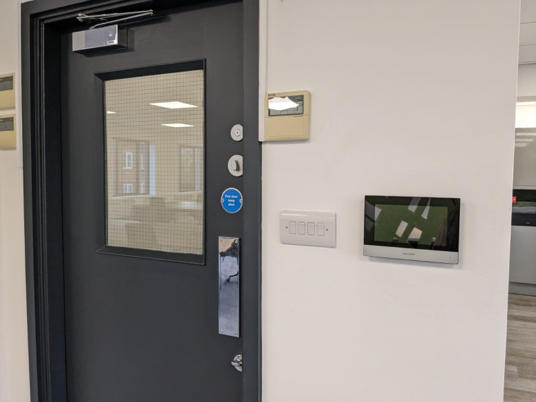 First Floor Office, Portsmouth House, 1 Portsmouth Road, Guildford, Surrey GU2 4BL