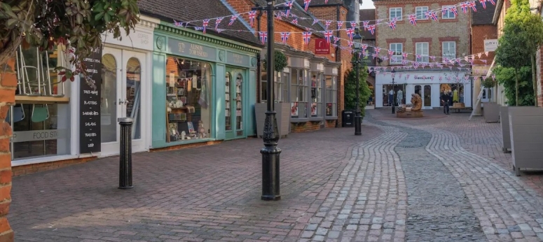 Runfold Developement, Guildford Road, Runfold Farnham, GU10 1PN