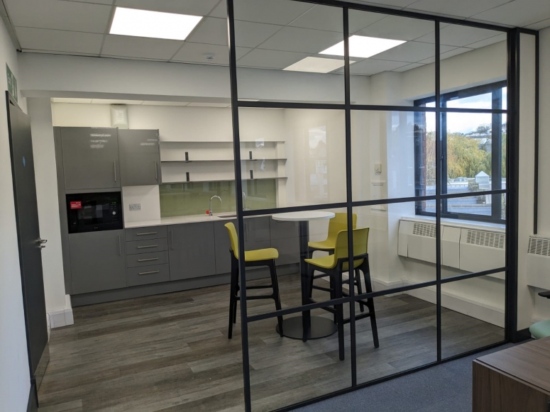 First Floor Office, Portsmouth House, 1 Portsmouth Road, Guildford, Surrey GU2 4BL