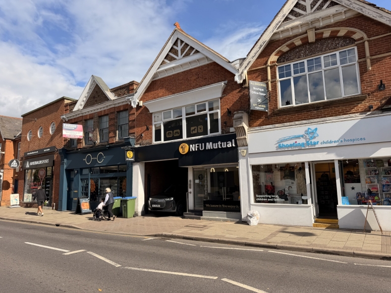 5 High Street, Cobham, KT11 3DH