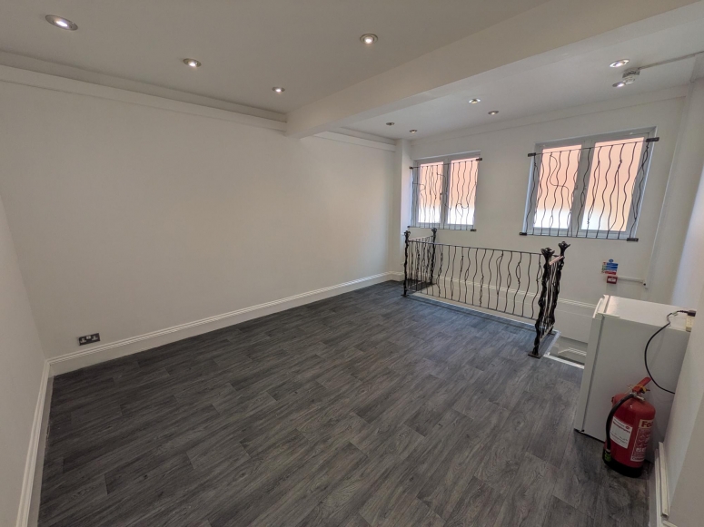 25 Chapel Street, Guildford, GU1 3UL