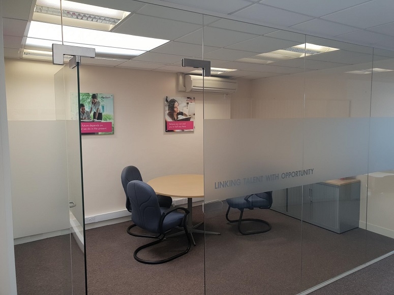 1st and 2nd Floor Offices, 252 High Street, Guildford, Surrey, GU1 3JG