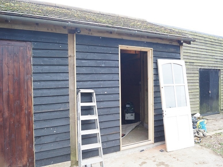 Unit 3 Cart Hovel, Lascombe Estate, Highfield Lane, Puttenham, GU3 1BB