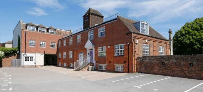 17 West Street, The Courtyard, Farnham 