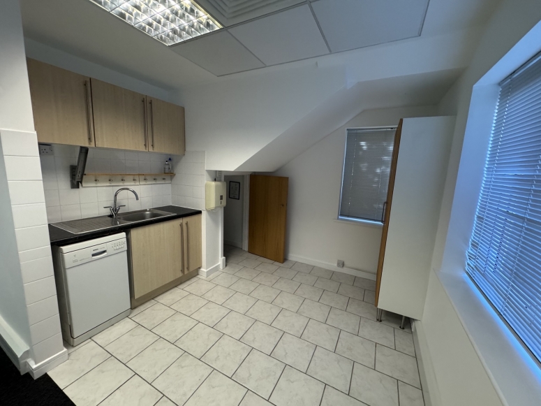 7 Faraday Road, Off Woodbridge Road, Guildford, GU1 1EA