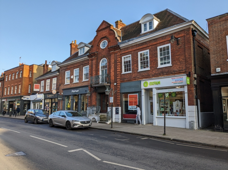 222 High Street, Guildford, Surrey GU1 3JD