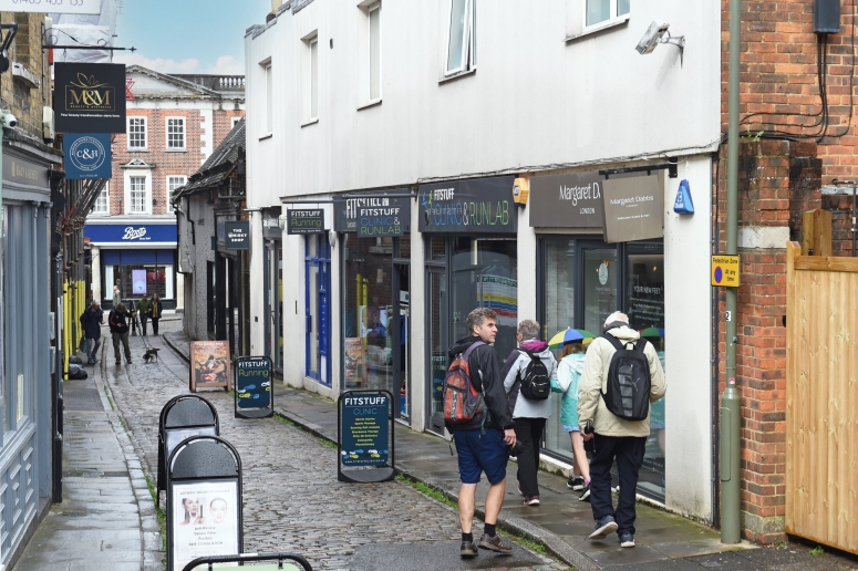 25 Chapel Street, Guildford, GU1 3UL