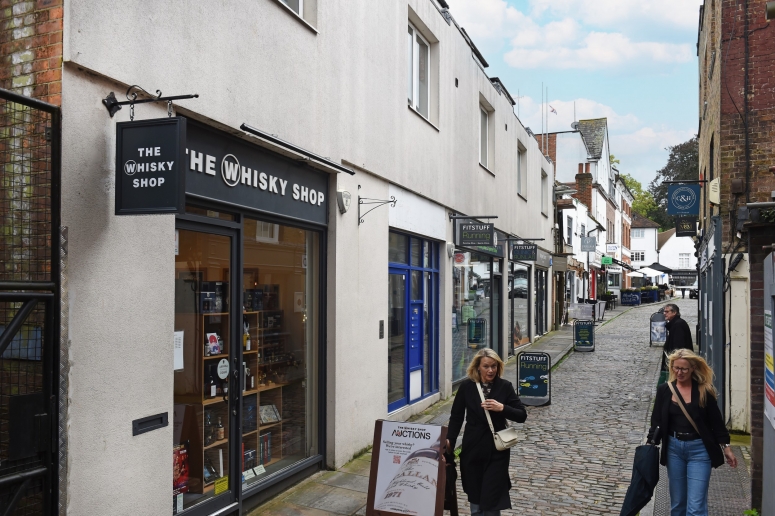 25 Chapel Street, Guildford, GU1 3UL