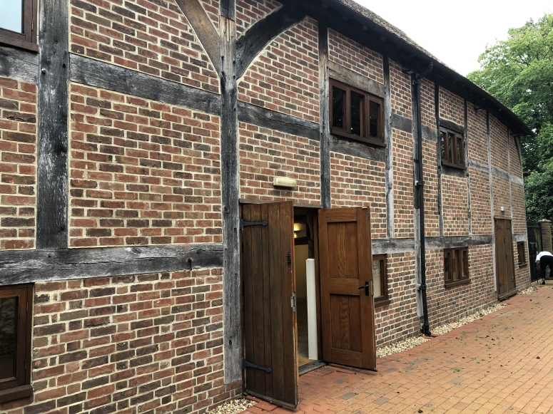 March 2022 - The Barn , 23B High Street, Alton, Hampshire, GU23 1AW