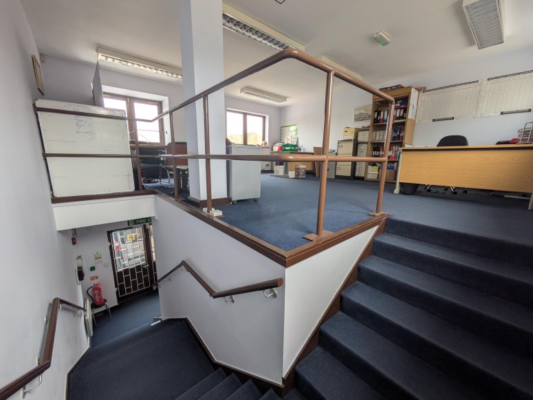 1B Merrow Business Park, Guildford, GU4 7WA