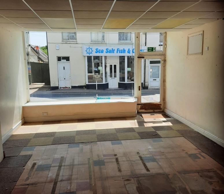 46, Station Road, Liss GU33 7AA