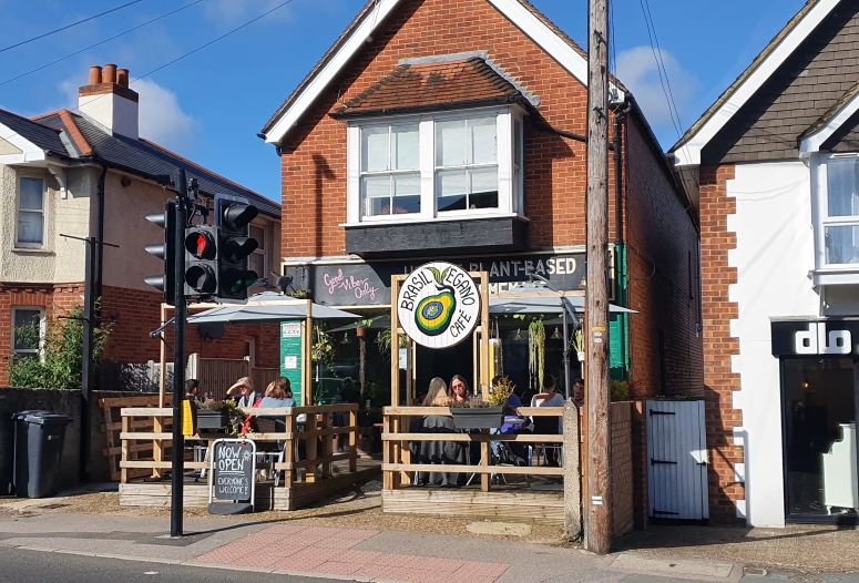 26 Madrid Road, Guildford, Surrey GU2 7NU