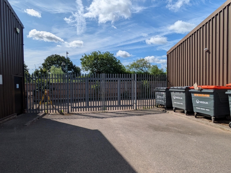 Pew Corner Secure Yard Storage, Old Portsmouth Road, Guildford, GU3 1LP