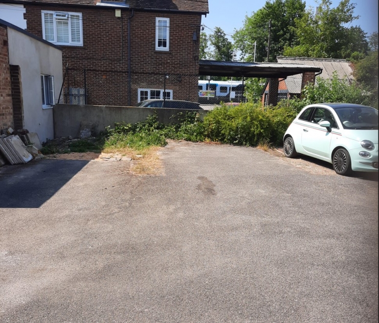 46, Station Road, Liss GU33 7AA