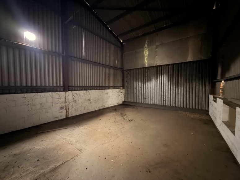 Piccards Farm Barn, Sandy Lane, Guildford, GU3 1HD
