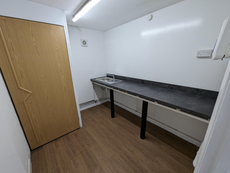 Sample Oak Lane, Chilworth, Guildford, GU4 8QW
