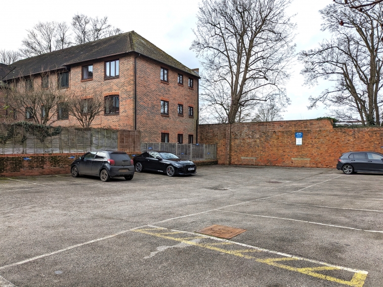 Park House & Katherine House, South Street, Farnham, Surrey GU9 7QQ