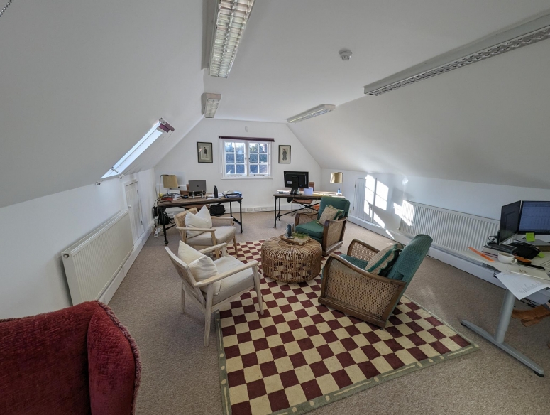 The Buttery Shoelands Farm, Seale Lane, Puttenham Surrey GU10 1HL