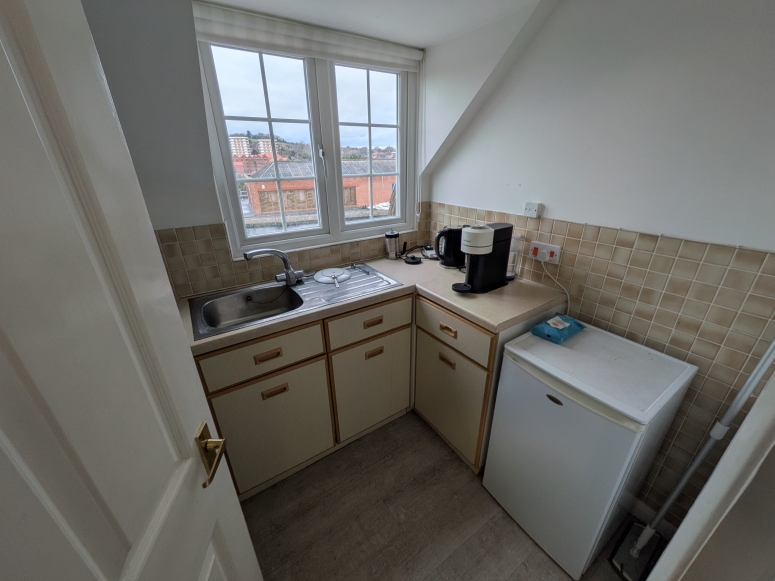 Third Floor, Chapel House, Chapel Street, Guildford, GU1 3UH