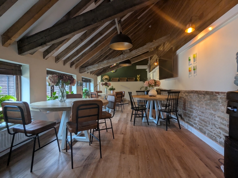 Lydling Barns 1, Puttenham Lane, Shackleford, GU8 6AP