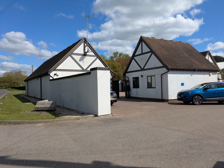 4 Studley Court, Guildford Road, Chobham, GU24 8EB