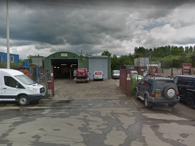 January 2021-Units 10 & 13 Stubs Industrial Estate, Hollybush Lane, Aldershot GU11 2PX