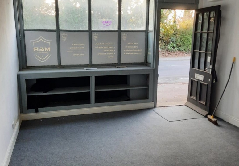 1 The Galleries, Petworth Road, Godalming, GU8 4UF