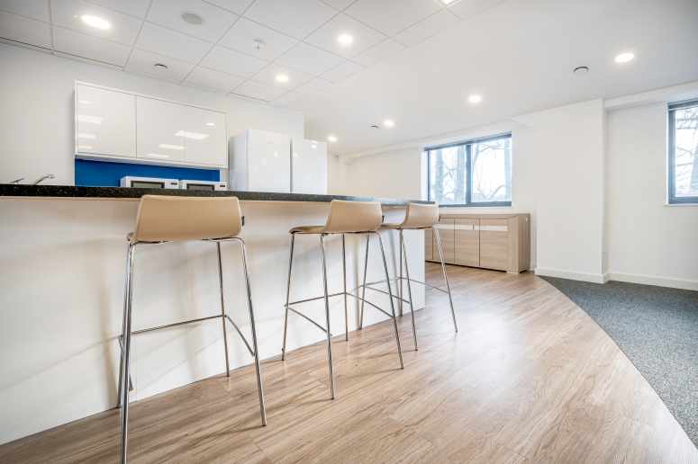 Unit 8, Heyworth Business Park, Guildford, GU3 1AF