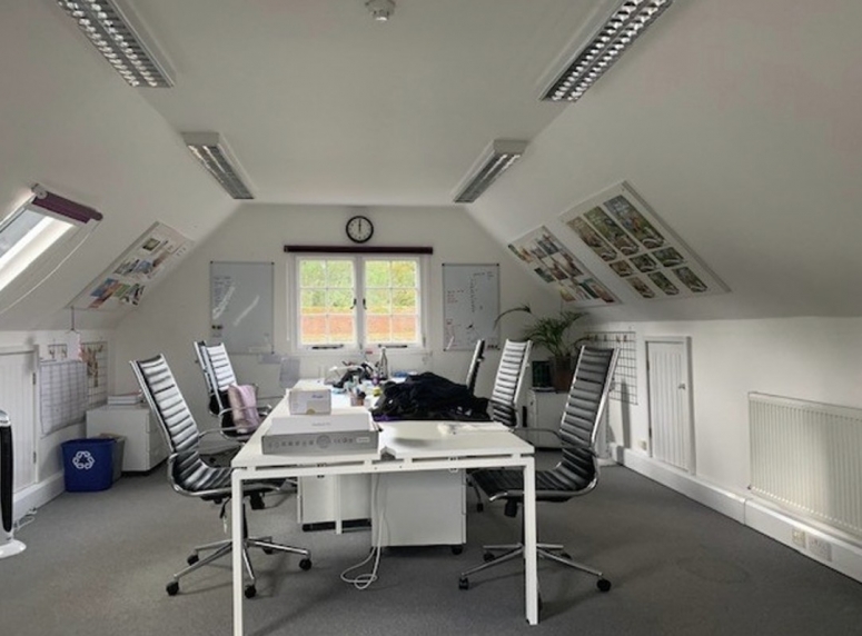 The Buttery Shoelands Farm, Seale Lane, Puttenham Surrey GU10 1HL