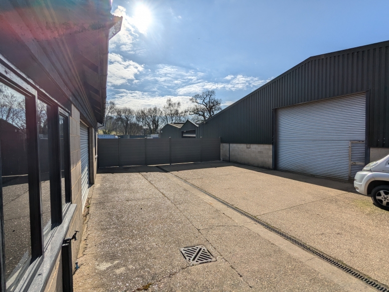 Unit A2 Chinthurst Farm, Chinthurst Lane, Bramley, Surrey GU5 0DR