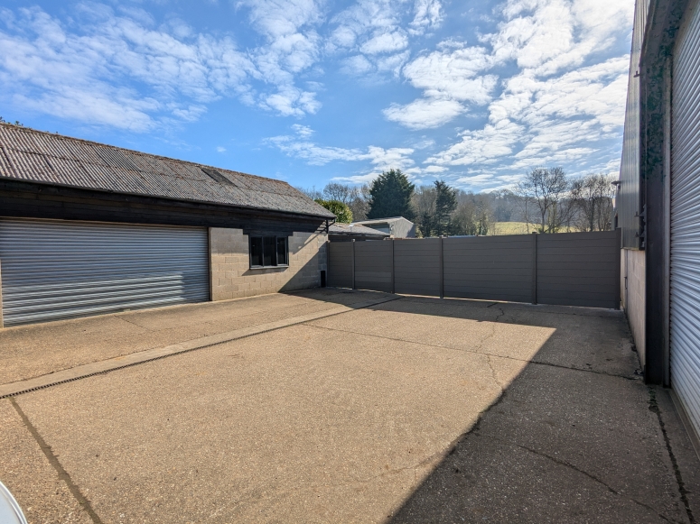Unit H Chinthurst Farm, Chinthurst Lane, Bramley Surrey GU5 0DR